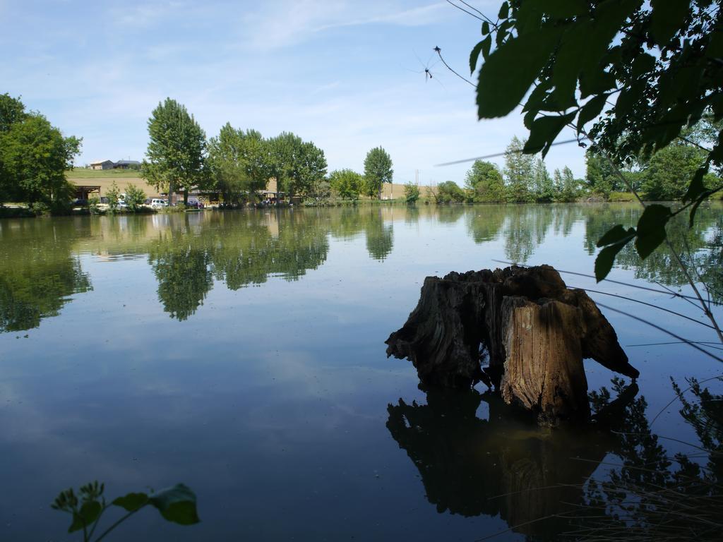 Lac De Cancon Exterior foto